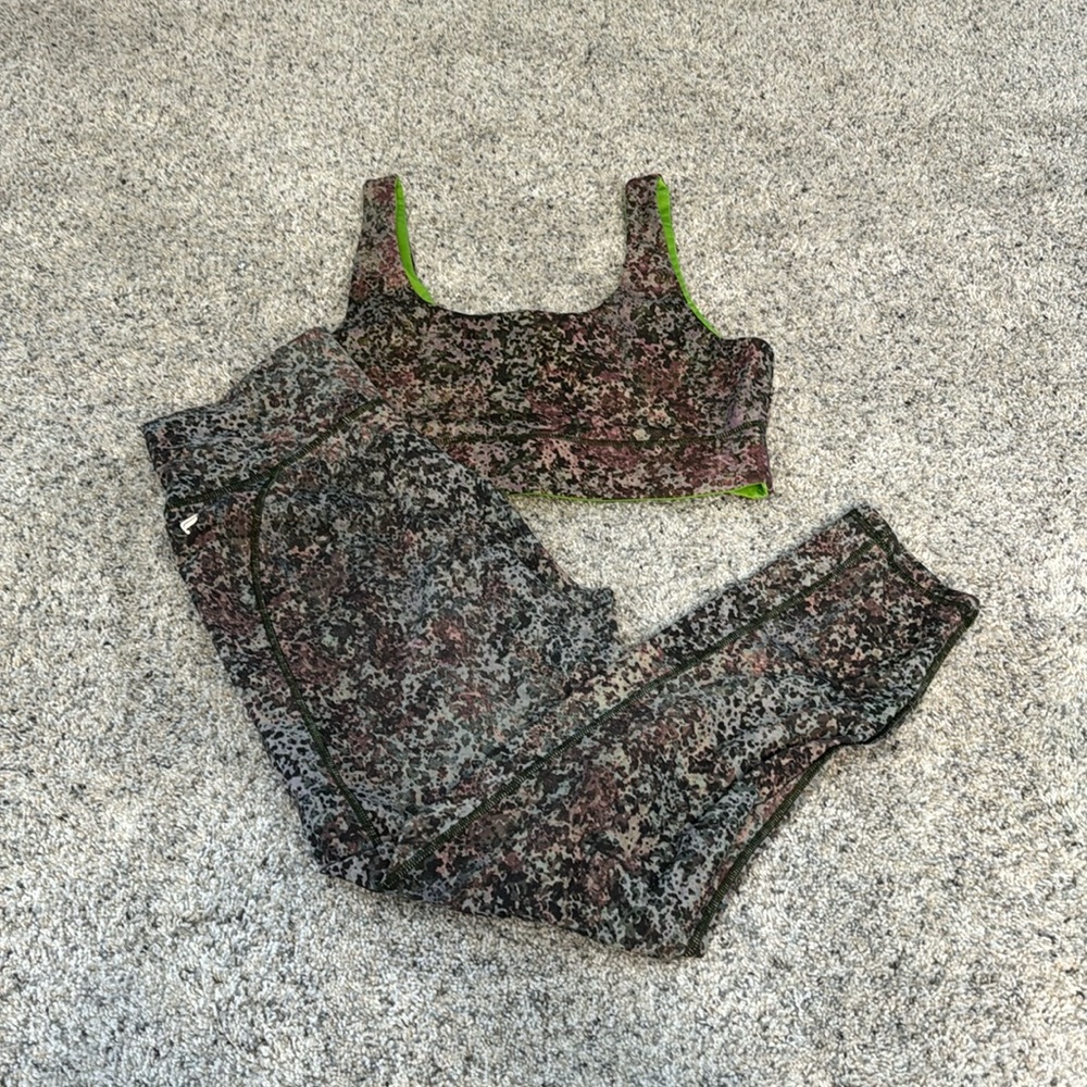 Green designed Fabletics 2 piece set